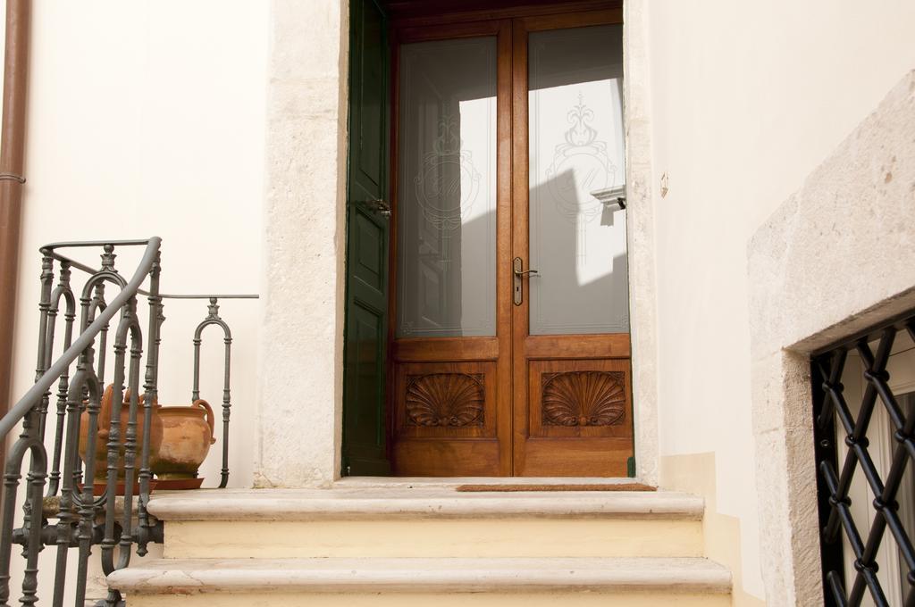 Bed And Breakfast Palazzo Santorelli Bitonto Exterior foto