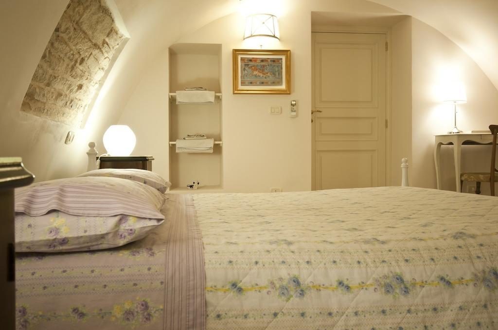 Bed And Breakfast Palazzo Santorelli Bitonto Quarto foto